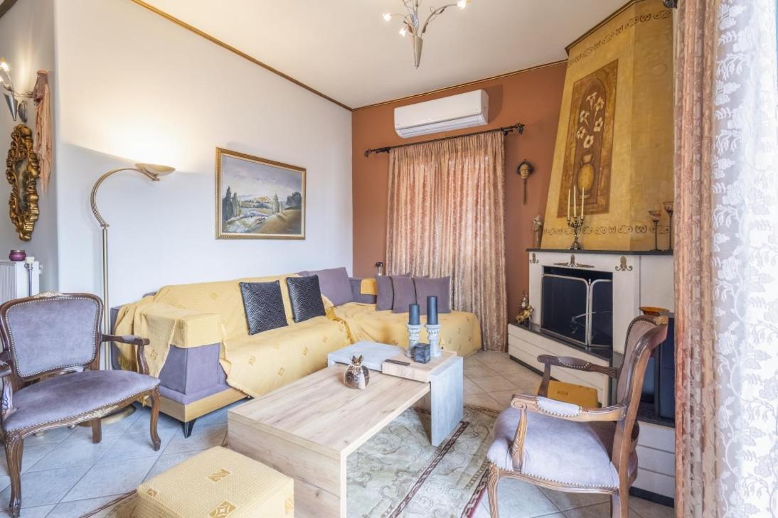 Vasilis Luxury Apartment Ioannina Exterior foto